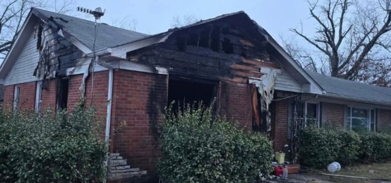One Critically Injured in Early-Morning Richland House Fire