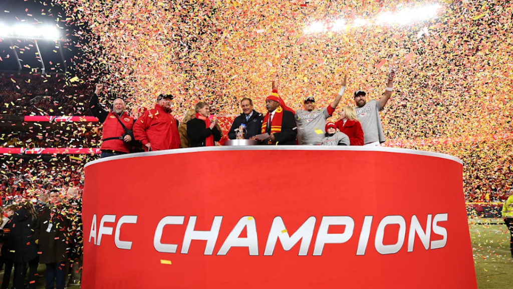 Kelsey Makes It Clear - He's A Chief And He's Playing 2026