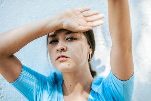 Photo by Ruben Ramirez woman in blue crew neck shirt