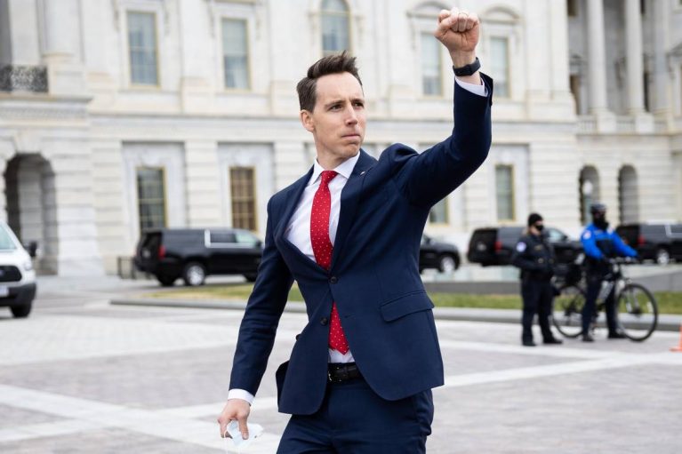 Senator Hawley Joins Democrat Welch In Pushing For Minimum Wage Increase Nationwide