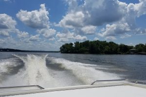 lake boat