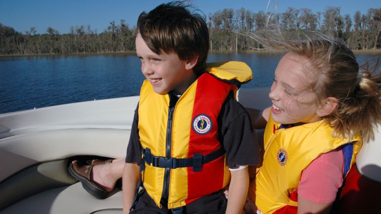 Ameren & MO Water Patrol Giving Out T-Shirts To Kids Caught Wearing Their Lifejackets On The Water