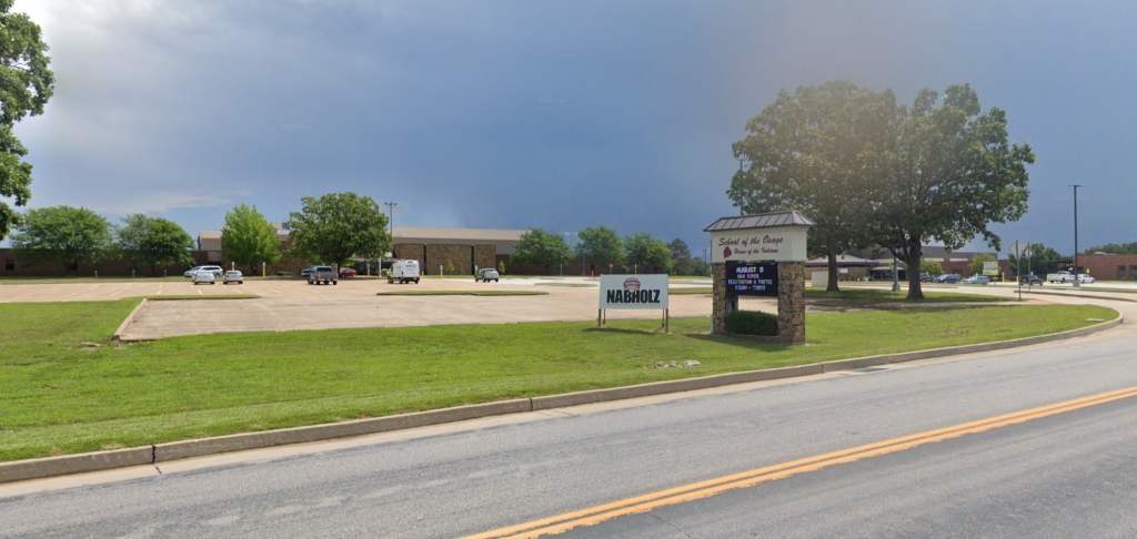 School Of The Osage And Local Police Participate In ALICE Active Shooter Training